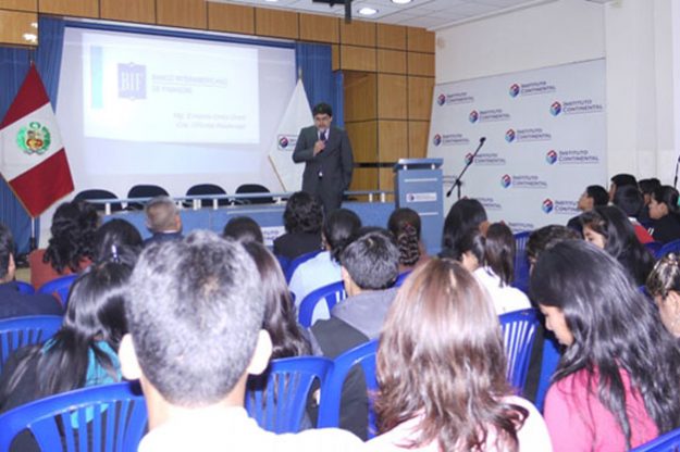 charla_banca2