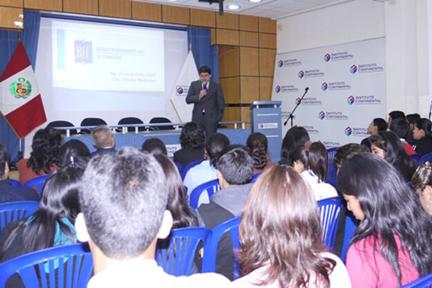 charla_banca2