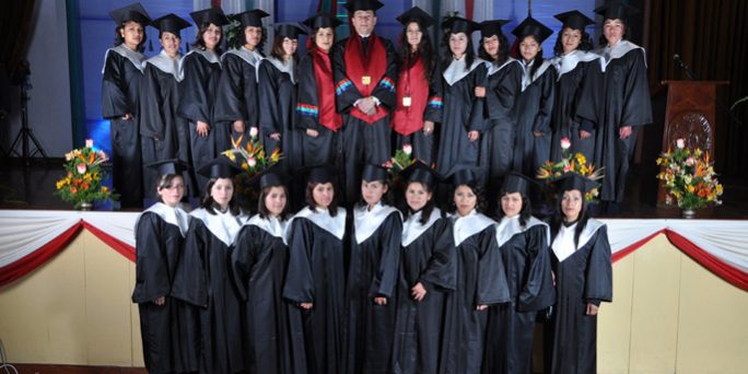 graduacion_iestpc_abril2011