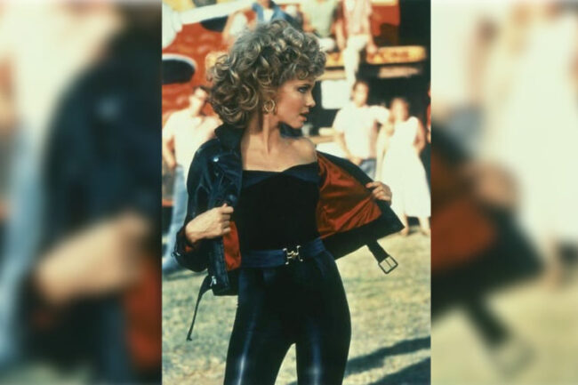 El 'total black' de Olivia Newton-John