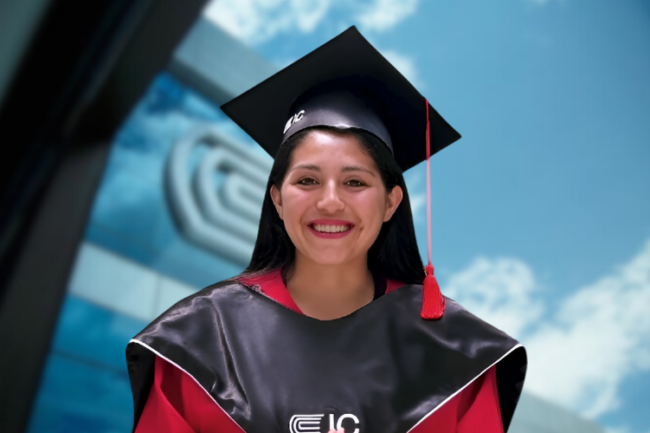 Liz Ortiz García: Una historia de esfuerzo y éxito desde el corazón de los Andes
