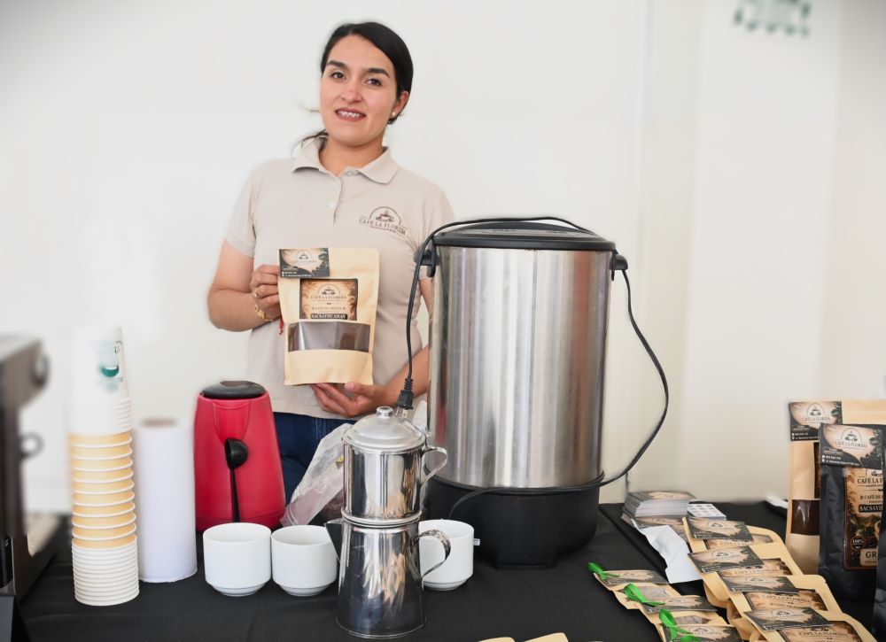 fundo_florida_cafe_adriana_vilchez_instituto_continental